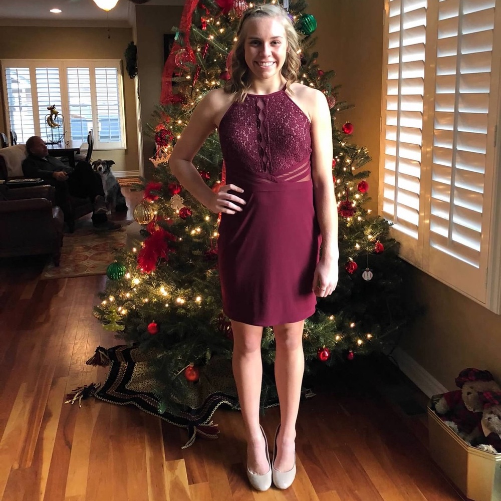 Beautiful Morgan & Co Dress for Prom or Holiday